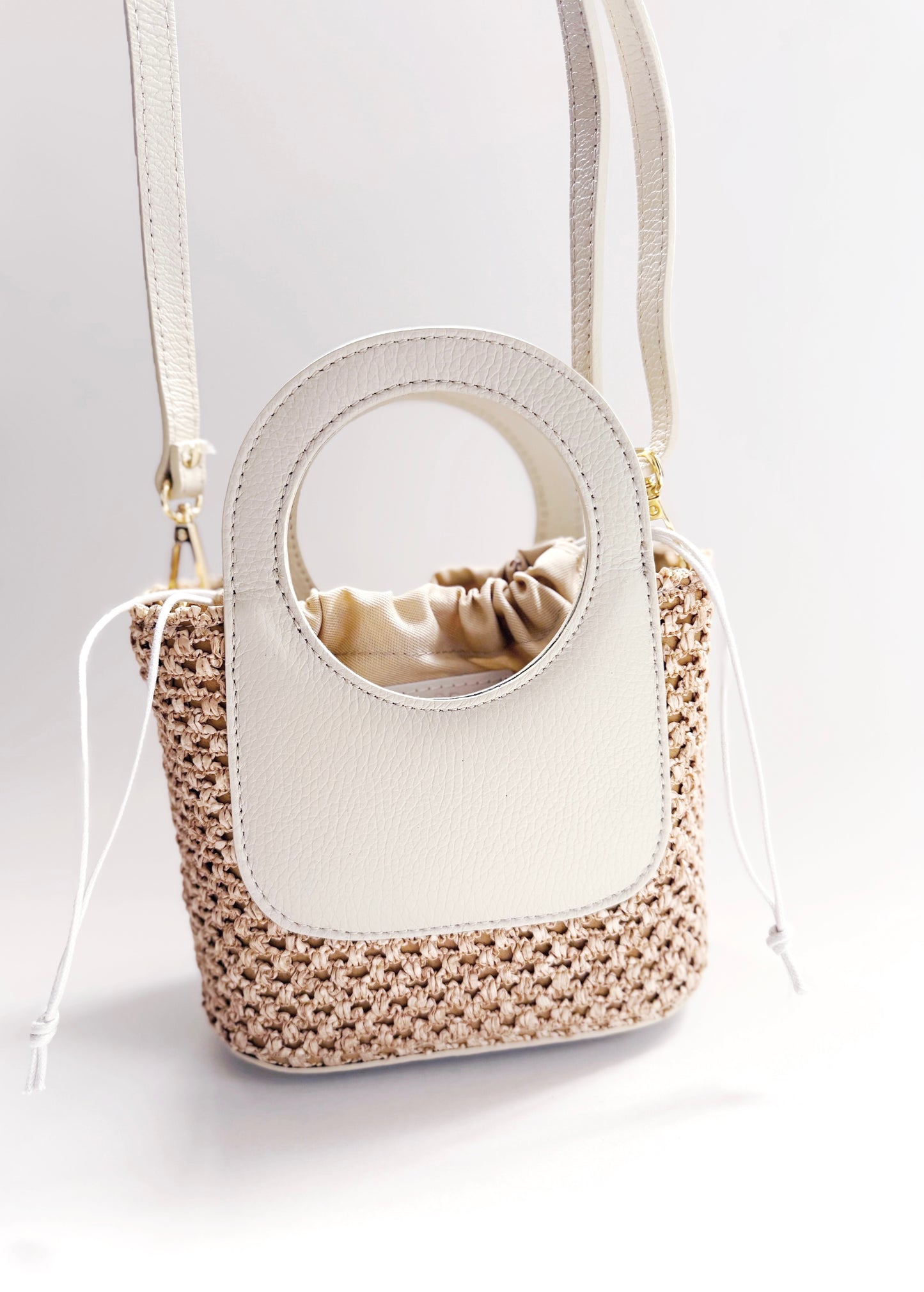 Brown Raffia Circle Mini Tote