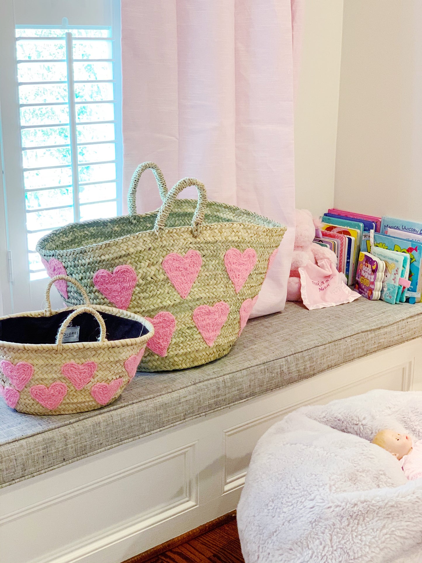 Amor Jumbo Heart Basket