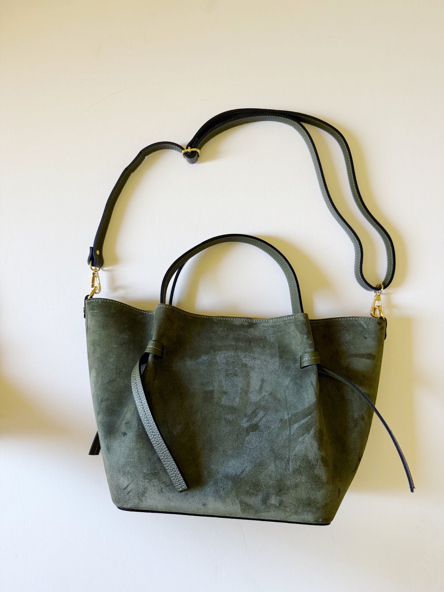Suede Milan Tote : Verde