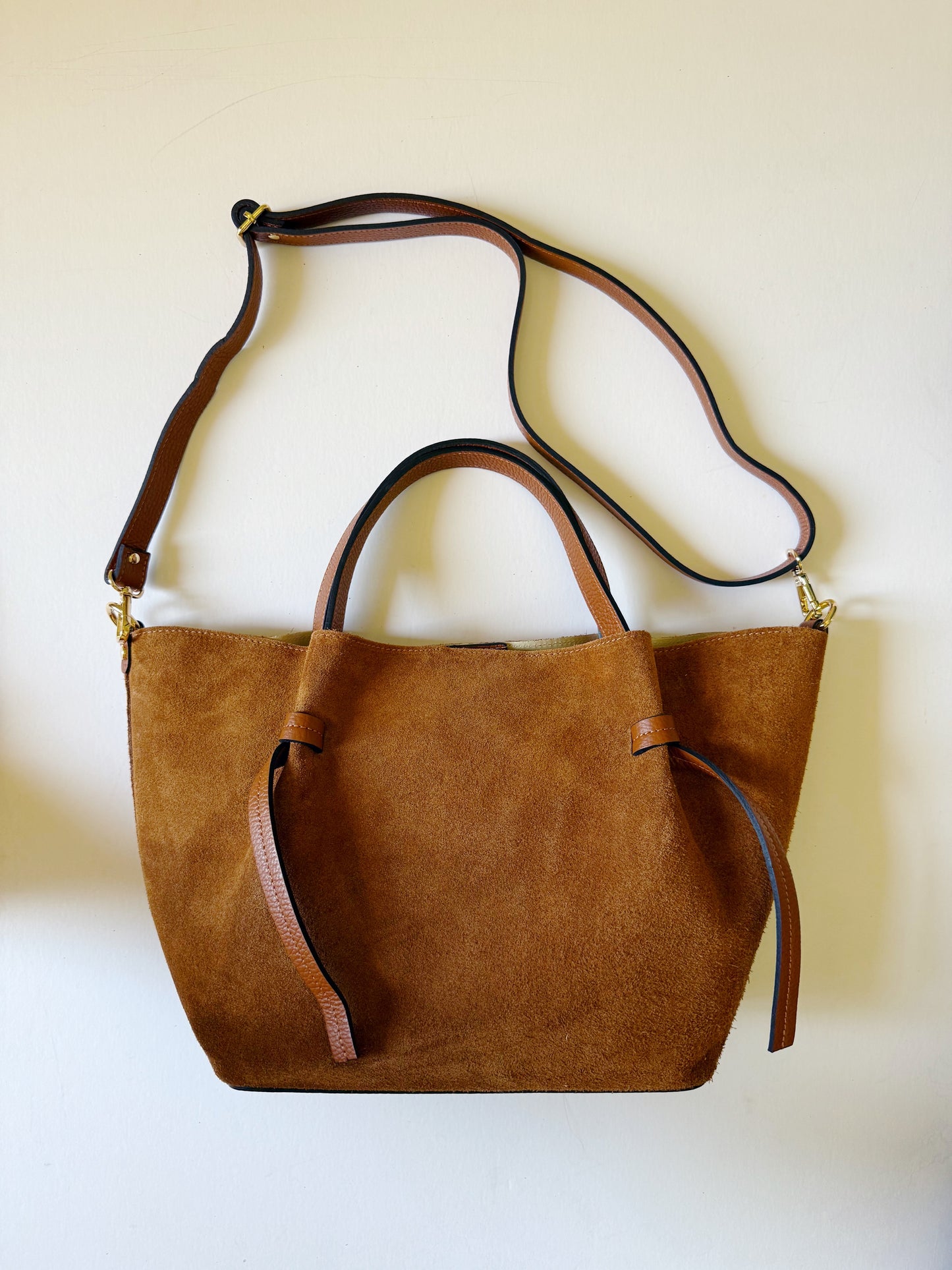 Suede Milan Tote : Cognac
