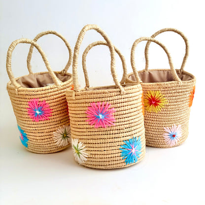 Multi Color Floral Straw Bucket Bags