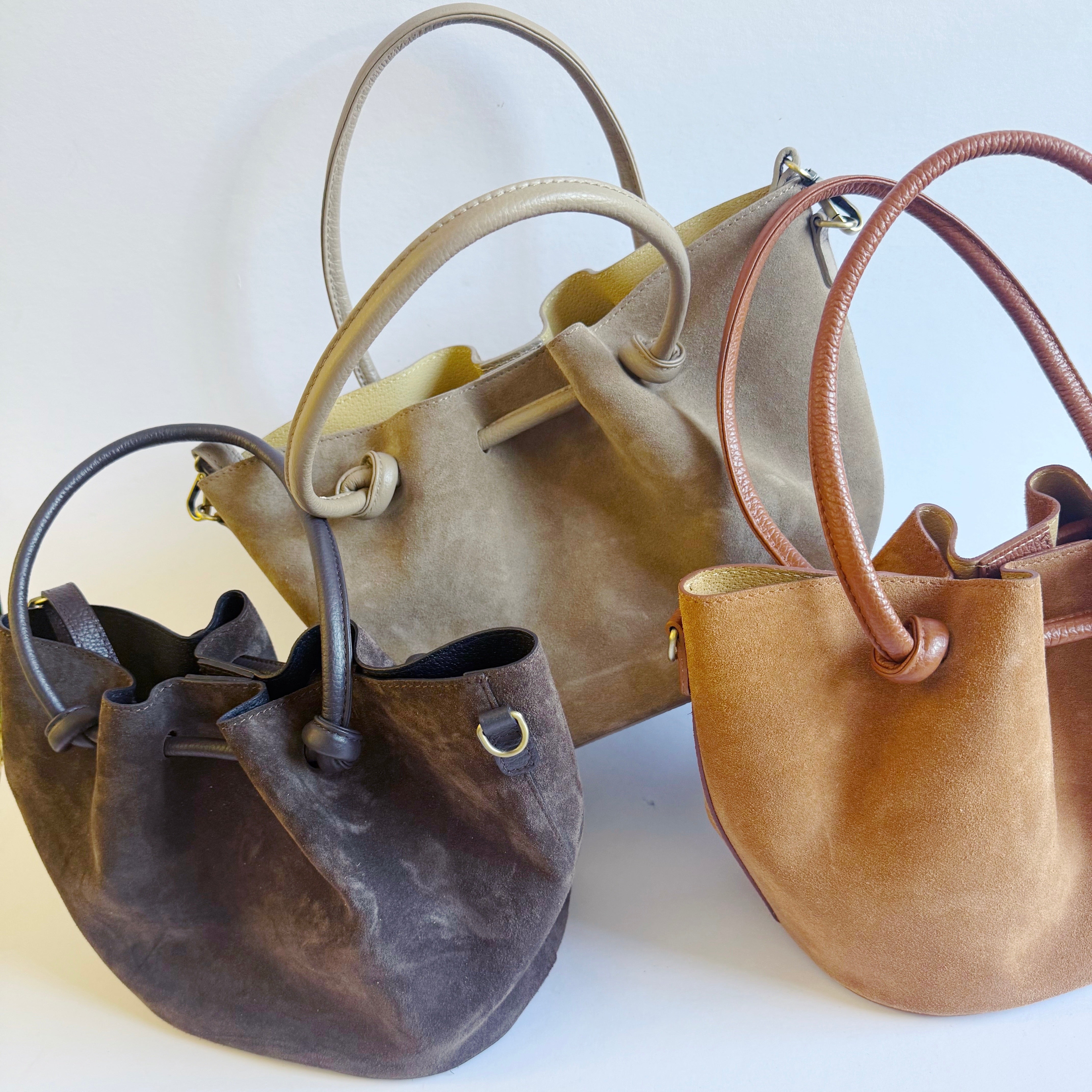 Suede Knot Bags Beige – Colores Collective